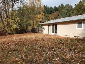 380 Spaulding Ave in Brownsville, OR - Building Photo - Building Photo