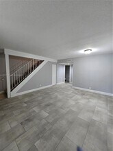 11262 Royal Palm Blvd in Coral Springs, FL - Building Photo - Building Photo