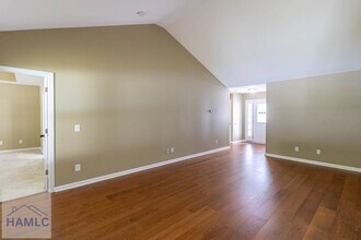 319 Connor Ct, Unit 1-208 in Hinesville, GA - Building Photo - Building Photo