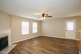 2845 Meadow Glen in Mount Juliet, TN - Building Photo - Building Photo