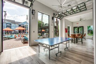 Aventura on Briar Forest in Houston, TX - Building Photo