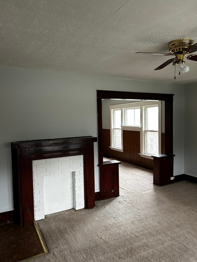 314 East Ave, Unit 314 East in Erie, PA - Foto de edificio - Building Photo