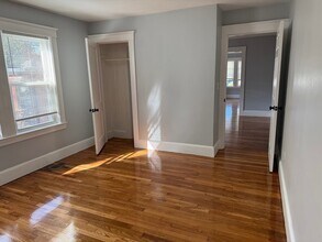 65 Sachem St in Quincy, MA - Building Photo - Building Photo