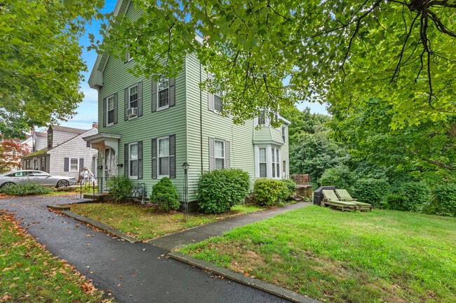 20 Cuba St, Unit 2 in Andover, MA - Building Photo - Building Photo