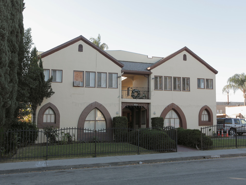 3654 E 58th St in Maywood, CA - Building Photo