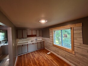 1710 Cone St in Toledo, OH - Building Photo - Building Photo