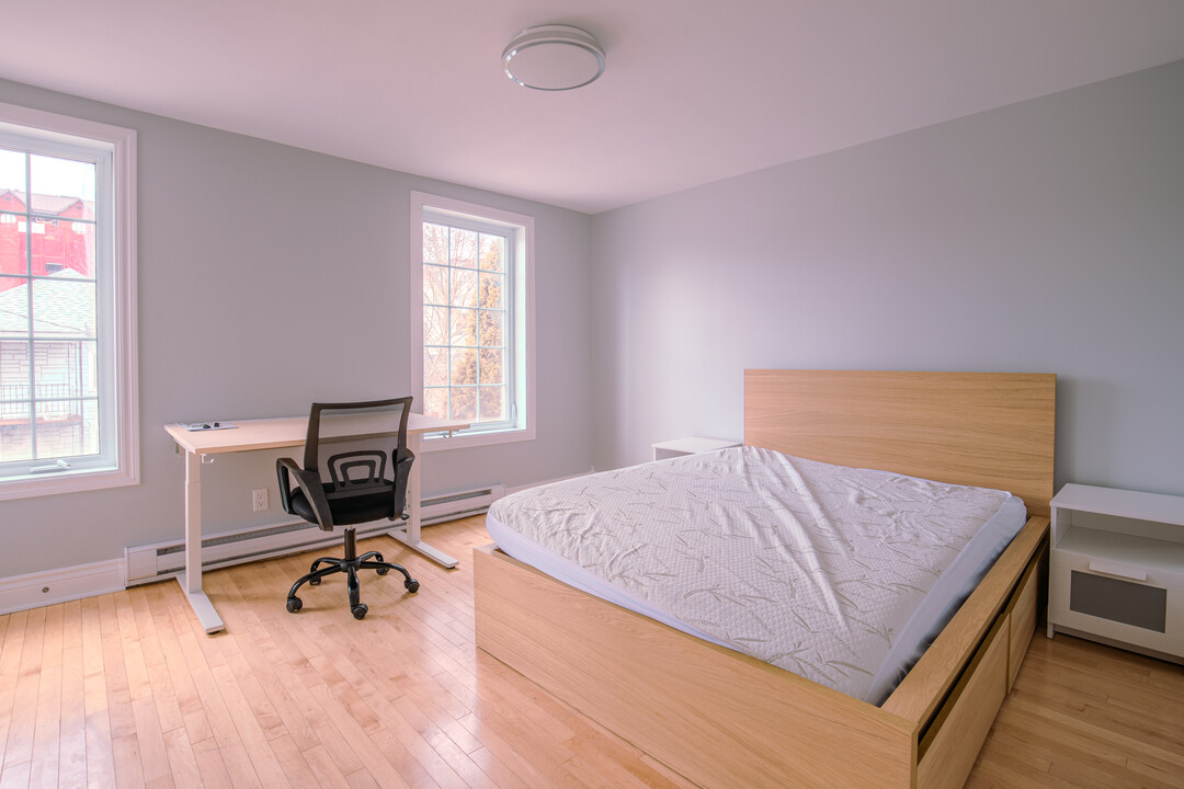 Furnished Rooms for Rent – All-Inclusive – in Gatineau, QC - Building Photo