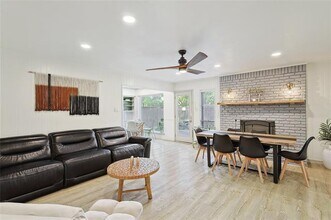 7841 El Pensador Dr in Dallas, TX - Building Photo - Building Photo