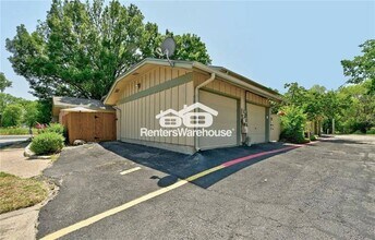 901 Park Village Cove in Austin, TX - Building Photo - Building Photo