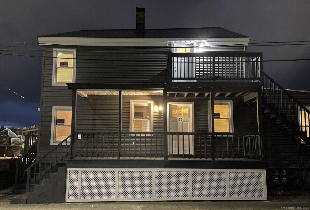 20 Belden Ct-Unit -1 in New London, CT - Building Photo