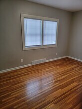 821 4th Ave SE in Le Mars, IA - Building Photo - Building Photo