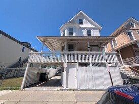 36 N Florida Ave in Atlantic City, NJ - Building Photo