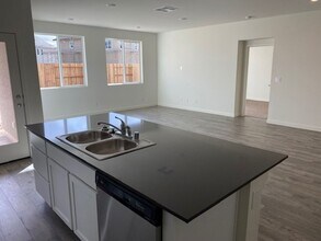 1353 Odessa Trl in Sparks, NV - Building Photo - Building Photo