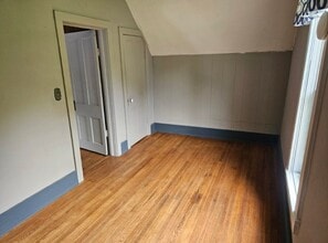 295 5th St in Manistee, MI - Building Photo - Building Photo