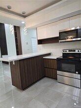 10 Providence Ave in McAllen, TX - Building Photo - Building Photo