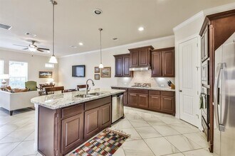 1410 Upland Orchard Dr in Houston, TX - Foto de edificio - Building Photo