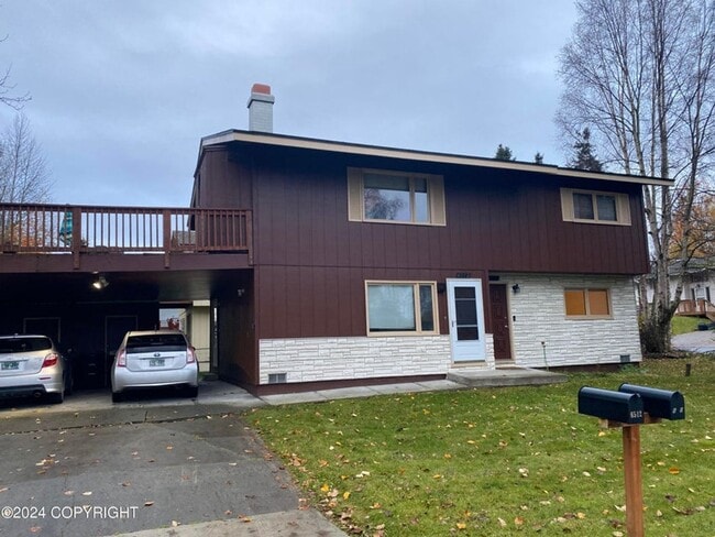 6512 Carlos Ct