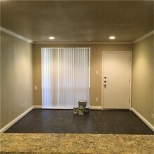 4643 Wild Indigo St in Houston, TX - Building Photo - Building Photo