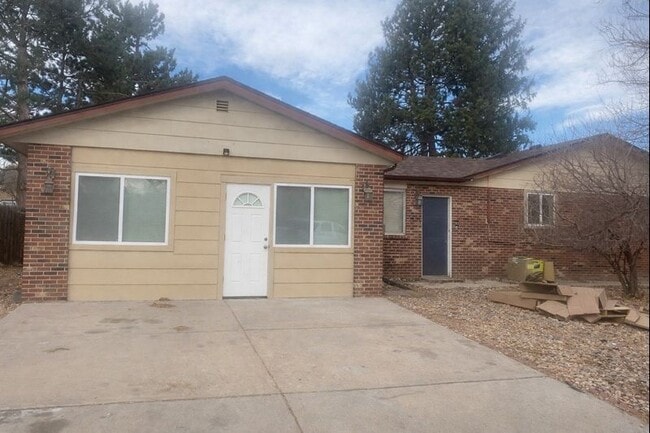 property at 12394 E Kentucky Ave