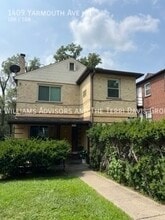 1409 Yarmouth Ave in Cincinnati, OH - Building Photo - Building Photo