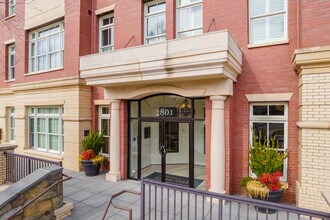 Residences at Lyon Hill in Arlington, VA - Building Photo - Building Photo