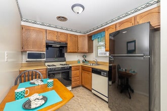 Montclair Duplex Apartments in Philadelphia, PA - Building Photo - Interior Photo