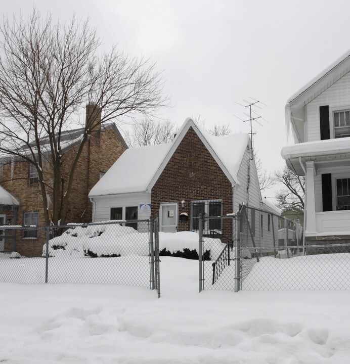 1569 E Cordell Ave in Columbus, OH - Foto de edificio