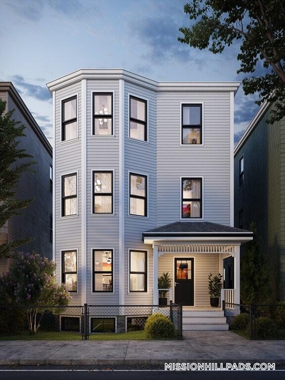 272 E Cottage St in Boston, MA - Building Photo - Building Photo