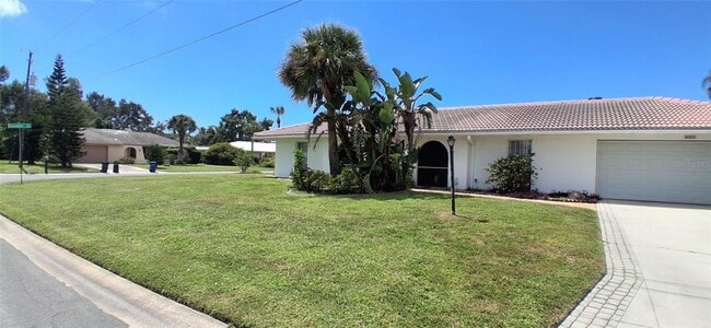 441 Rubens Dr in Nokomis, FL - Building Photo - Building Photo