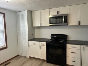 3101 Camberly Dr in Gibsonia, PA - Building Photo - Building Photo