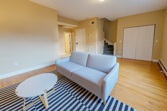 19 Highgate St in Boston, MA - Building Photo - Building Photo