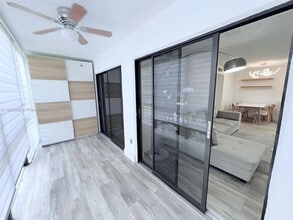 9352 S Belfort Cir in Tamarac, FL - Building Photo - Building Photo