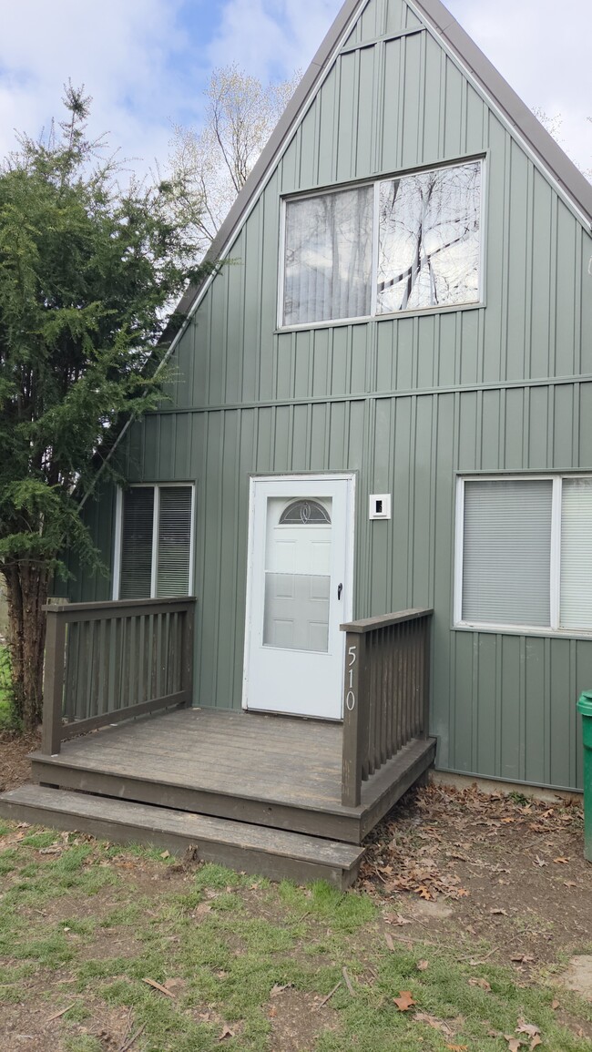 property at 510 Mercer Rd