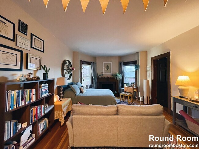 847 Beacon St, Unit 6