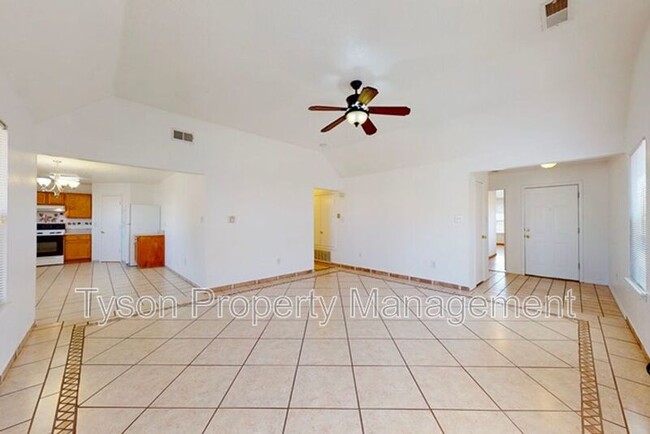 419 Sawtooth St SE in Albuquerque, NM - Building Photo - Building Photo