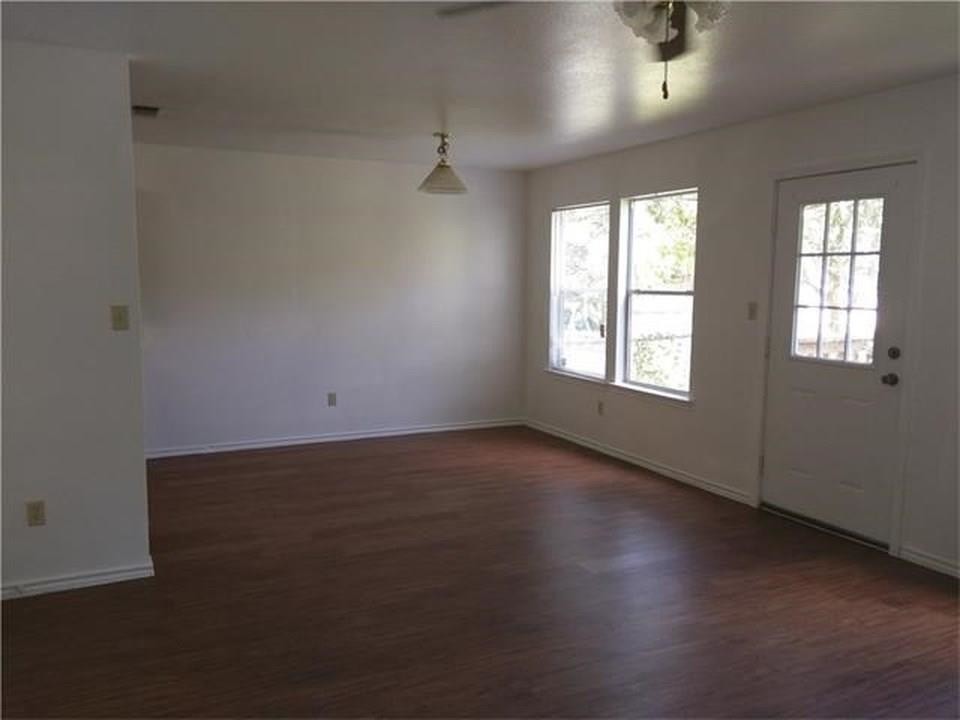 1027 Sagewood Trail in San Marcos, TX - Building Photo