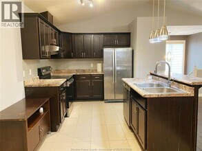 1655 Sagebrush Ct in Windsor, ON - Building Photo - Building Photo