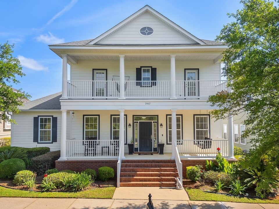 2462 Goldenrod Wy in Tallahassee, FL - Building Photo