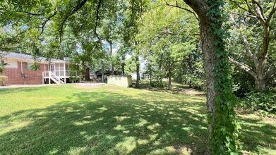 2400 Walnut Dr NW in Cleveland, TN - Building Photo - Building Photo