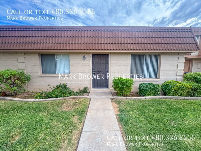 property at 1634 E Donner Dr