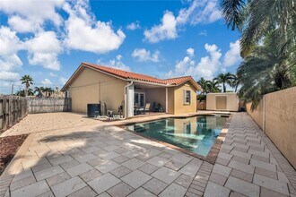 12775 SW 59th St in Miami, FL - Building Photo - Building Photo