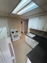 319 West St, Unit 321 in Bloomsburg, PA - Foto de edificio - Building Photo