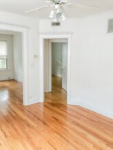 5102 N Winchester Ave, Unit 3 in Chicago, IL - Building Photo - Building Photo