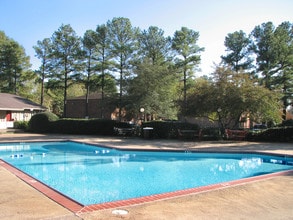 Bartlett Heights Apartments in Memphis, TN - Building Photo - Building Photo