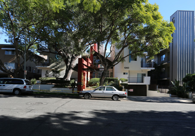 Harper Community Apartments in West Hollywood, CA - Foto de edificio - Building Photo