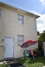 1611 NW 65th St in Miami, FL - Building Photo - Building Photo