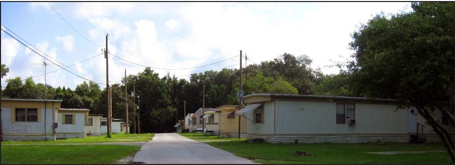 25 SPACE MOBILE HOME PARK in Brooksville, FL - Building Photo