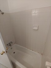 1414 McKean St, Unit 1414 McKean--3rd floor in Philadelphia, PA - Building Photo - Building Photo