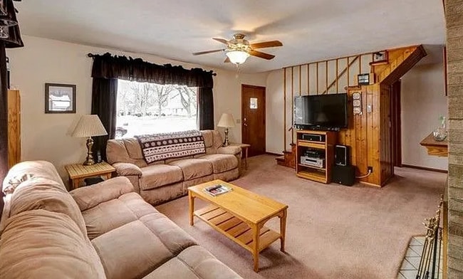 1202 Cambridge Dr in Champaign, IL - Building Photo - Building Photo