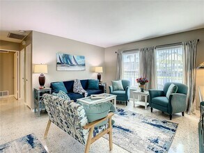 18316 Gulf Blvd in Redington Shores, FL - Building Photo - Building Photo